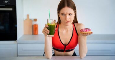 10 Foods To Steer Clear Of For Successful Weight Loss