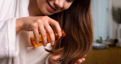 7 Best Hair Oils For Healthy Hair