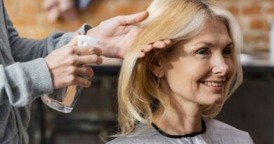 Top 10 Stylish Haircuts for Thin & Aging Hair